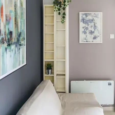 Modern Apt Close To Metaxourgeio Athens Exterior photo