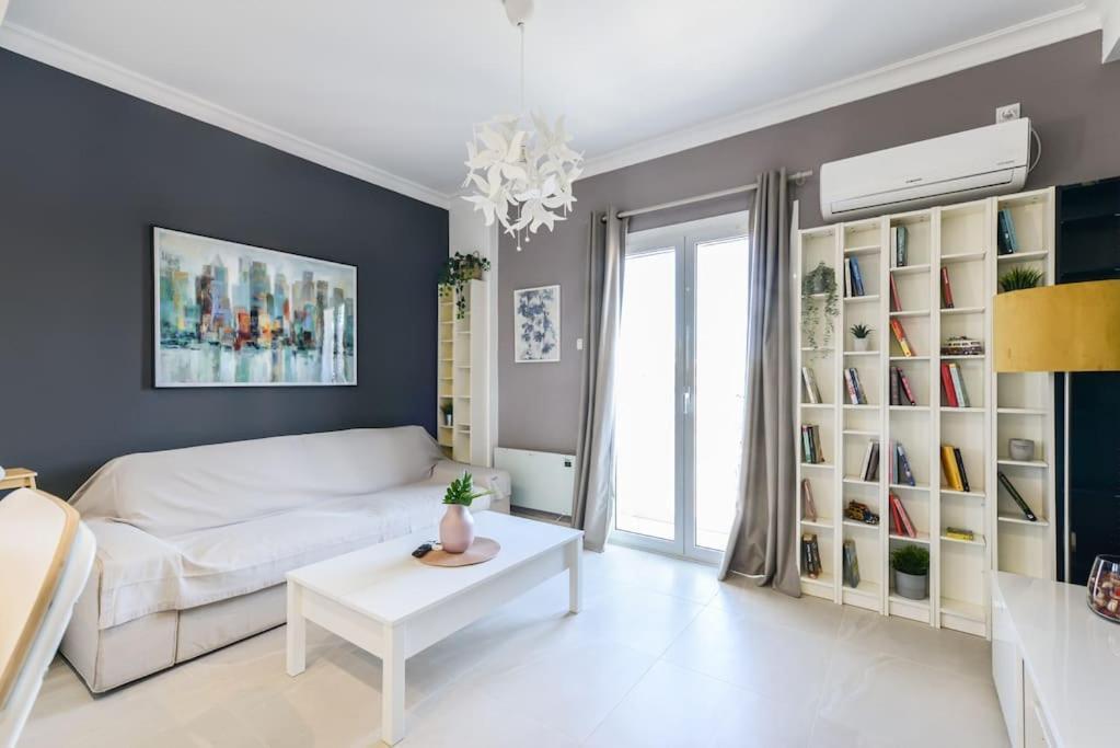 Apartament Modern Close To Metaxourgeio Atena